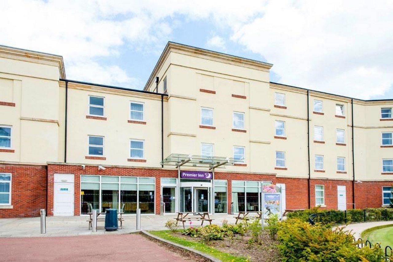 Premier Inn Stoke - Trentham Gardens Esterno foto