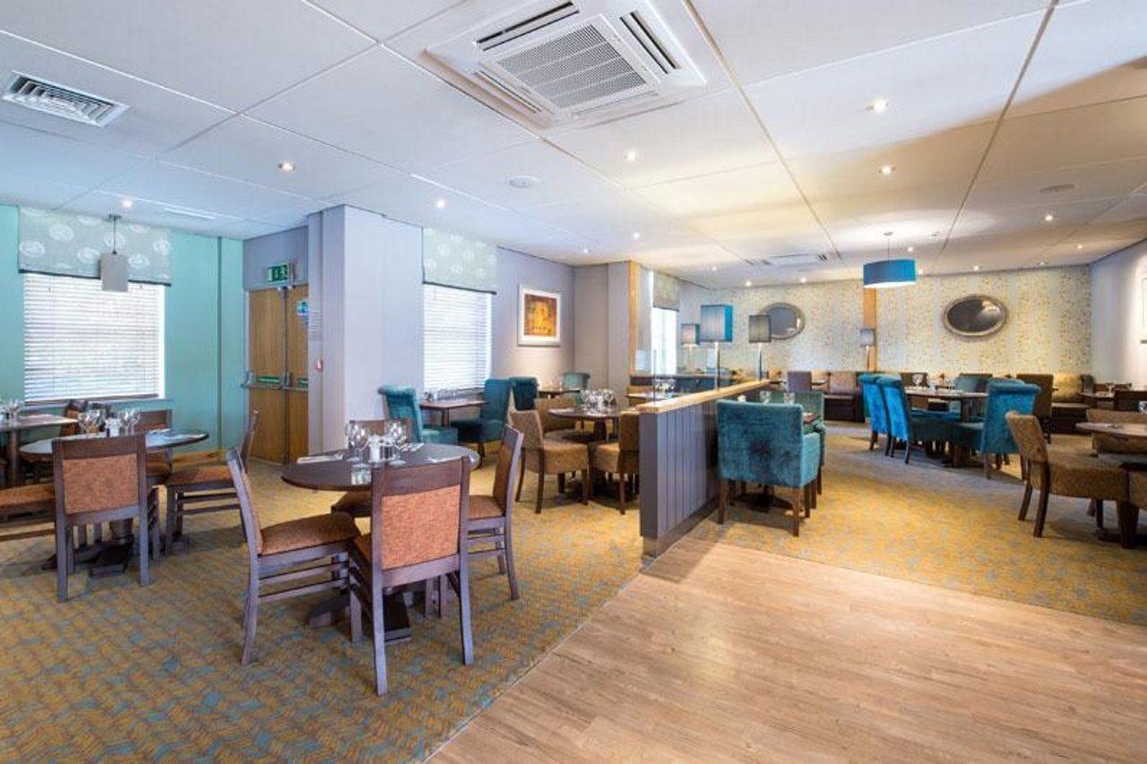 Premier Inn Stoke - Trentham Gardens Esterno foto