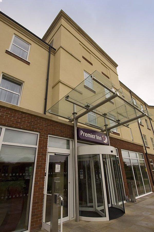Premier Inn Stoke - Trentham Gardens Esterno foto