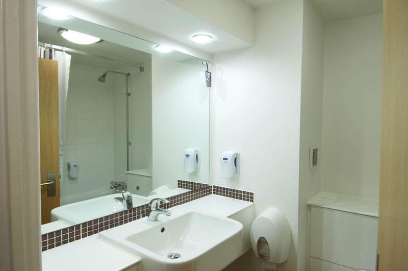 Premier Inn Stoke - Trentham Gardens Esterno foto